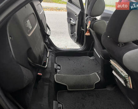 Черный Хонда Цивик, объемом двигателя 2.2 л и пробегом 326 тыс. км за 5800 $, фото 14 на Automoto.ua