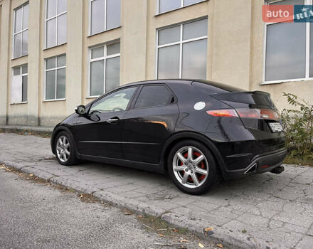 Черный Хонда Цивик, объемом двигателя 2.2 л и пробегом 326 тыс. км за 5800 $, фото 3 на Automoto.ua