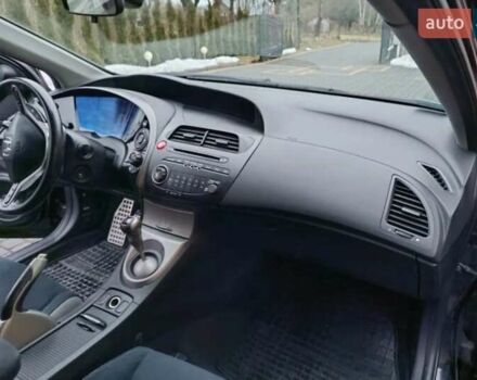 Чорний Хонда Сівік, об'ємом двигуна 1.8 л та пробігом 246 тис. км за 5600 $, фото 4 на Automoto.ua