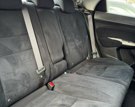 Черный Хонда Цивик, объемом двигателя 1.4 л и пробегом 153 тыс. км за 8800 $, фото 32 на Automoto.ua