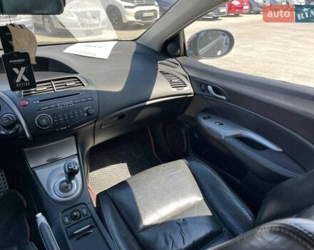 Чорний Хонда Сівік, об'ємом двигуна 1.8 л та пробігом 250 тис. км за 5680 $, фото 24 на Automoto.ua
