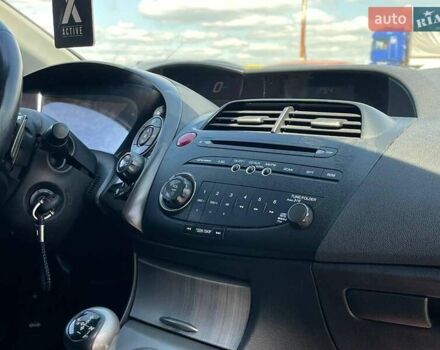 Чорний Хонда Сівік, об'ємом двигуна 1.8 л та пробігом 250 тис. км за 5680 $, фото 15 на Automoto.ua