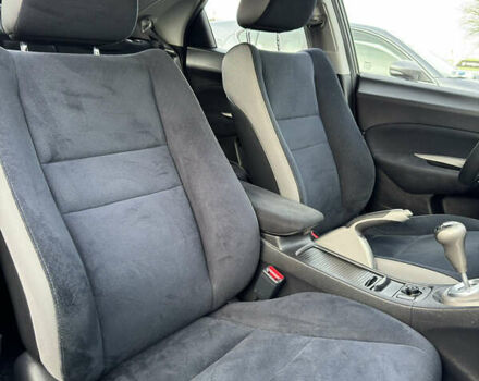 Черный Хонда Цивик, объемом двигателя 1.4 л и пробегом 153 тыс. км за 8800 $, фото 29 на Automoto.ua