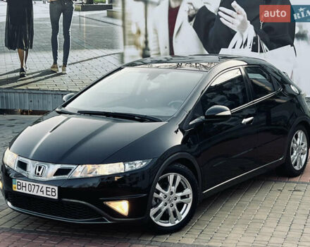 Черный Хонда Цивик, объемом двигателя 1.8 л и пробегом 115 тыс. км за 8300 $, фото 6 на Automoto.ua