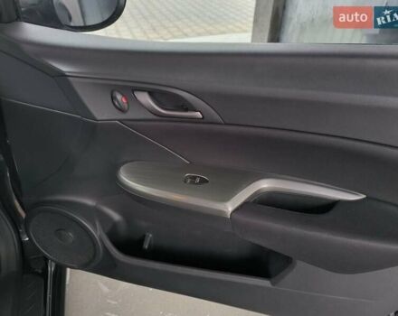 Черный Хонда Цивик, объемом двигателя 1.8 л и пробегом 196 тыс. км за 7700 $, фото 17 на Automoto.ua