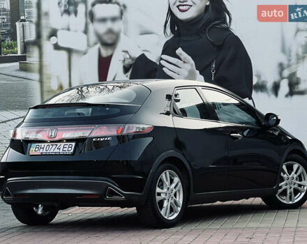 Черный Хонда Цивик, объемом двигателя 1.8 л и пробегом 115 тыс. км за 8300 $, фото 16 на Automoto.ua