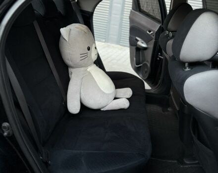 Хонда Цивик 2008 в Днепре (Днепропетровске) на Automoto.ua Черный Хонда Цивик, объемом двигателя 1.8 л и пробегом 218 тыс. км за 7800 $, фото 7 на Automoto.ua