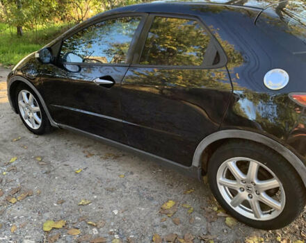 Черный Хонда Цивик, объемом двигателя 1.8 л и пробегом 207 тыс. км за 4300 $, фото 16 на Automoto.ua