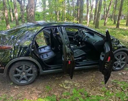 Черный Хонда Цивик, объемом двигателя 1.8 л и пробегом 260 тыс. км за 7600 $, фото 25 на Automoto.ua
