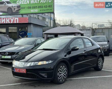 Черный Хонда Цивик, объемом двигателя 1.4 л и пробегом 153 тыс. км за 8800 $, фото 1 на Automoto.ua