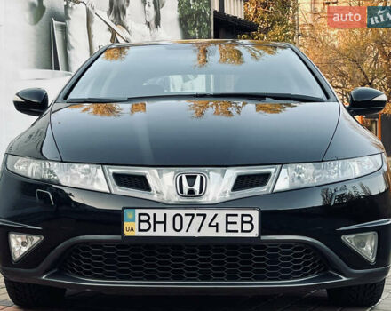 Черный Хонда Цивик, объемом двигателя 1.8 л и пробегом 115 тыс. км за 8300 $, фото 58 на Automoto.ua