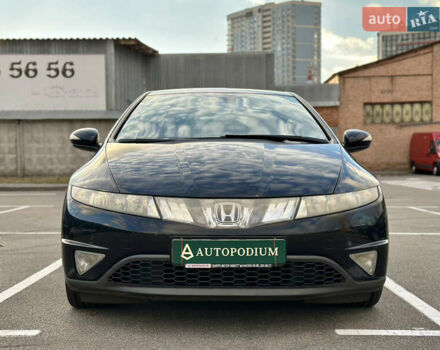 Черный Хонда Цивик, объемом двигателя 1.8 л и пробегом 117 тыс. км за 6777 $, фото 2 на Automoto.ua