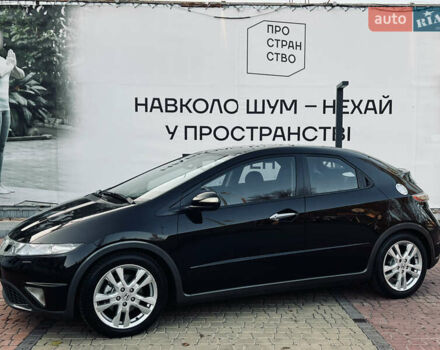 Черный Хонда Цивик, объемом двигателя 1.8 л и пробегом 115 тыс. км за 8300 $, фото 60 на Automoto.ua