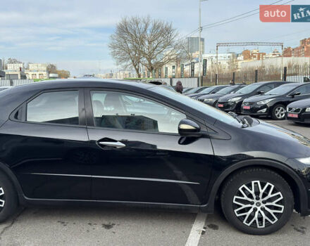 Черный Хонда Цивик, объемом двигателя 1.4 л и пробегом 153 тыс. км за 8800 $, фото 6 на Automoto.ua