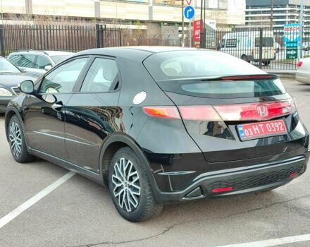 Черный Хонда Цивик, объемом двигателя 1.4 л и пробегом 153 тыс. км за 8800 $, фото 5 на Automoto.ua