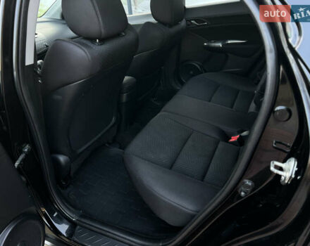 Черный Хонда Цивик, объемом двигателя 1.8 л и пробегом 115 тыс. км за 8300 $, фото 51 на Automoto.ua