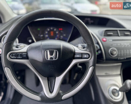 Черный Хонда Цивик, объемом двигателя 1.4 л и пробегом 153 тыс. км за 8800 $, фото 37 на Automoto.ua