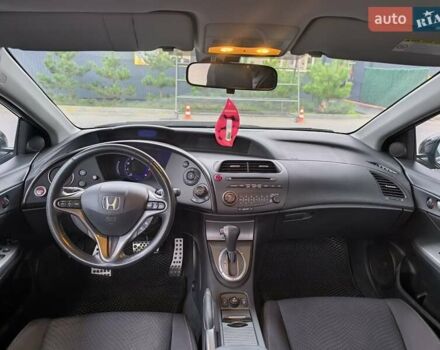 Черный Хонда Цивик, объемом двигателя 1.8 л и пробегом 196 тыс. км за 7700 $, фото 2 на Automoto.ua