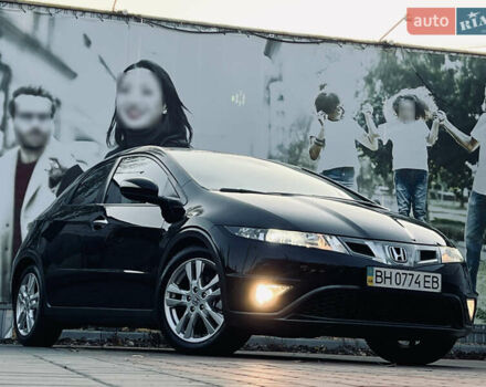 Черный Хонда Цивик, объемом двигателя 1.8 л и пробегом 115 тыс. км за 8300 $, фото 13 на Automoto.ua