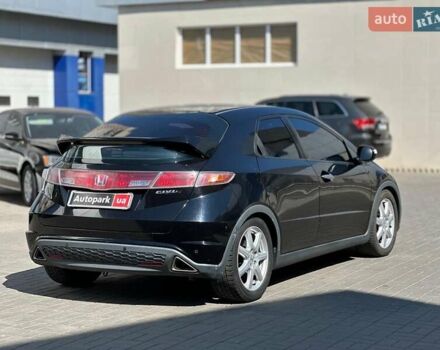 Черный Хонда Цивик, объемом двигателя 1.8 л и пробегом 190 тыс. км за 6280 $, фото 3 на Automoto.ua