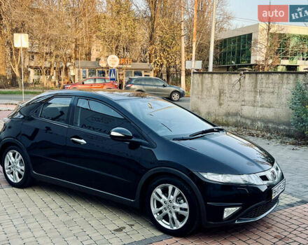 Чорний Хонда Сівік, об'ємом двигуна 1.8 л та пробігом 115 тис. км за 8700 $, фото 28 на Automoto.ua