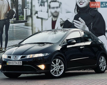 Черный Хонда Цивик, объемом двигателя 1.8 л и пробегом 115 тыс. км за 8300 $, фото 2 на Automoto.ua