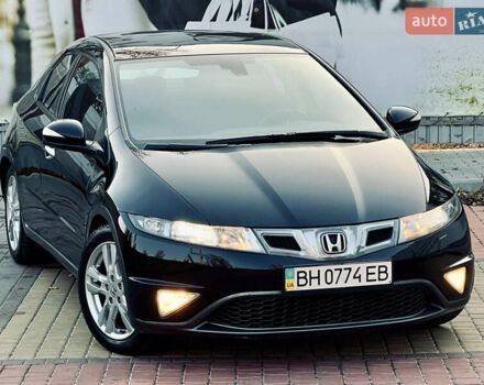 Чорний Хонда Сівік, об'ємом двигуна 1.8 л та пробігом 115 тис. км за 8700 $, фото 9 на Automoto.ua
