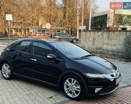 Черный Хонда Цивик, объемом двигателя 1.8 л и пробегом 115 тыс. км за 8300 $, фото 65 на Automoto.ua