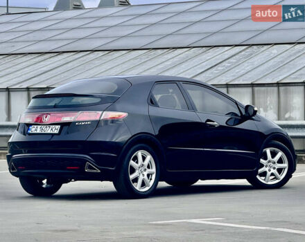 Черный Хонда Цивик, объемом двигателя 1.8 л и пробегом 203 тыс. км за 5777 $, фото 15 на Automoto.ua