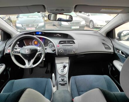 Черный Хонда Цивик, объемом двигателя 1.4 л и пробегом 153 тыс. км за 8800 $, фото 1 на Automoto.ua