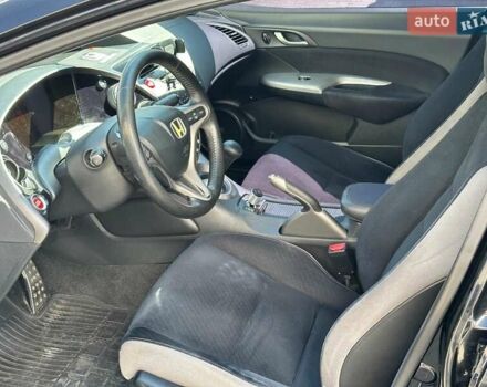 Черный Хонда Цивик, объемом двигателя 1.8 л и пробегом 190 тыс. км за 6280 $, фото 7 на Automoto.ua