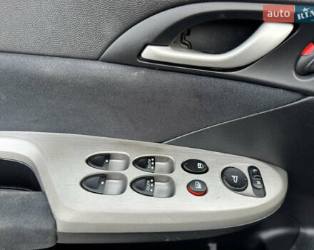 Черный Хонда Цивик, объемом двигателя 1.4 л и пробегом 153 тыс. км за 8800 $, фото 43 на Automoto.ua