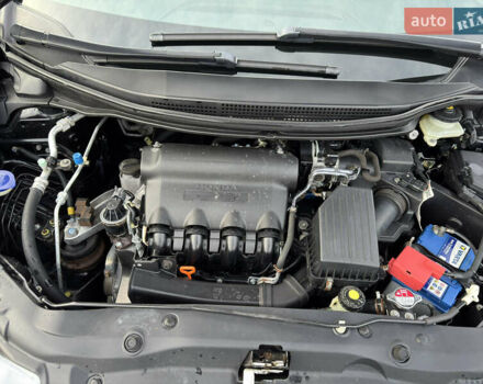 Черный Хонда Цивик, объемом двигателя 1.4 л и пробегом 153 тыс. км за 8800 $, фото 44 на Automoto.ua