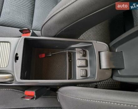 Черный Хонда Цивик, объемом двигателя 1.8 л и пробегом 196 тыс. км за 7700 $, фото 32 на Automoto.ua