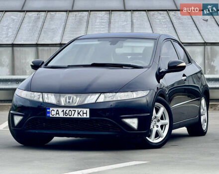 Черный Хонда Цивик, объемом двигателя 1.8 л и пробегом 203 тыс. км за 5777 $, фото 1 на Automoto.ua