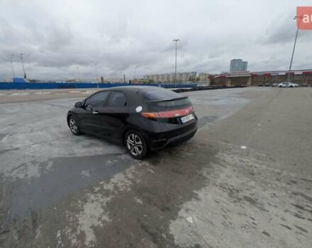 Черный Хонда Цивик, объемом двигателя 1.8 л и пробегом 100 тыс. км за 7400 $, фото 3 на Automoto.ua