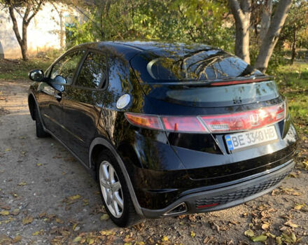 Черный Хонда Цивик, объемом двигателя 1.8 л и пробегом 207 тыс. км за 4300 $, фото 5 на Automoto.ua