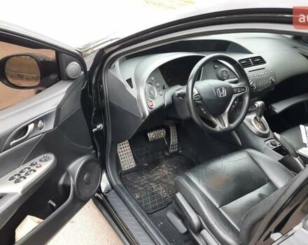 Черный Хонда Цивик, объемом двигателя 1.8 л и пробегом 95 тыс. км за 10500 $, фото 16 на Automoto.ua