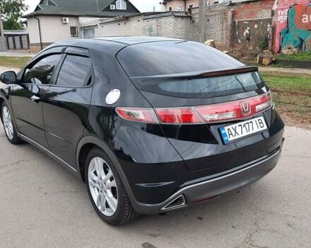 Черный Хонда Цивик, объемом двигателя 1.8 л и пробегом 95 тыс. км за 10500 $, фото 5 на Automoto.ua