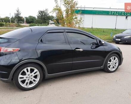 Черный Хонда Цивик, объемом двигателя 1.8 л и пробегом 95 тыс. км за 10500 $, фото 9 на Automoto.ua