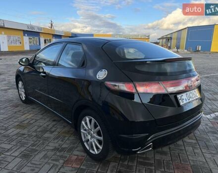 Черный Хонда Цивик, объемом двигателя 1.4 л и пробегом 220 тыс. км за 6250 $, фото 2 на Automoto.ua