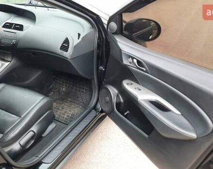 Черный Хонда Цивик, объемом двигателя 1.8 л и пробегом 95 тыс. км за 10500 $, фото 23 на Automoto.ua