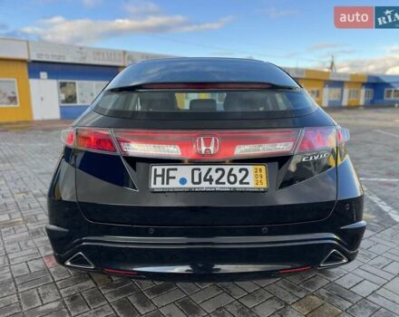 Черный Хонда Цивик, объемом двигателя 1.4 л и пробегом 220 тыс. км за 6250 $, фото 3 на Automoto.ua