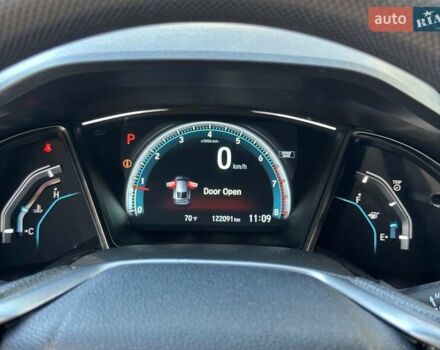 Чорний Хонда Сівік, об'ємом двигуна 1.5 л та пробігом 120 тис. км за 15600 $, фото 19 на Automoto.ua