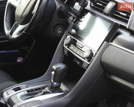 Черный Хонда Цивик, объемом двигателя 1.6 л и пробегом 145 тыс. км за 17599 $, фото 17 на Automoto.ua