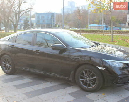 Черный Хонда Цивик, объемом двигателя 1.6 л и пробегом 145 тыс. км за 17599 $, фото 3 на Automoto.ua