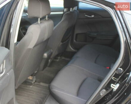 Черный Хонда Цивик, объемом двигателя 1.6 л и пробегом 145 тыс. км за 17599 $, фото 13 на Automoto.ua