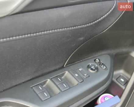 Черный Хонда Цивик, объемом двигателя 1.6 л и пробегом 145 тыс. км за 17599 $, фото 14 на Automoto.ua