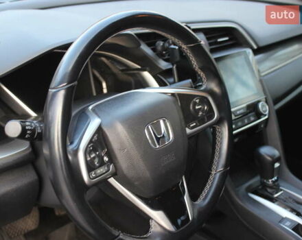 Черный Хонда Цивик, объемом двигателя 1.6 л и пробегом 145 тыс. км за 17599 $, фото 15 на Automoto.ua