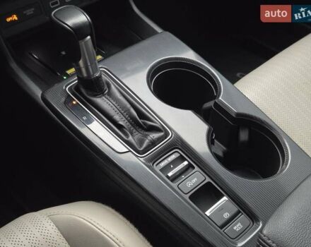 Чорний Хонда Сівік, об'ємом двигуна 1.5 л та пробігом 79 тис. км за 23900 $, фото 28 на Automoto.ua